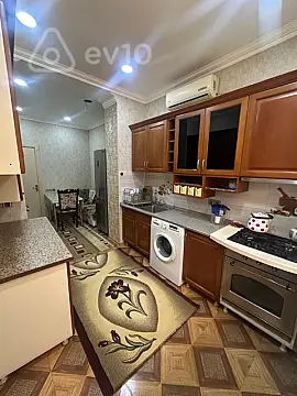 Kirayə verilir 3 otaqlı köhnə tikili 85 m²