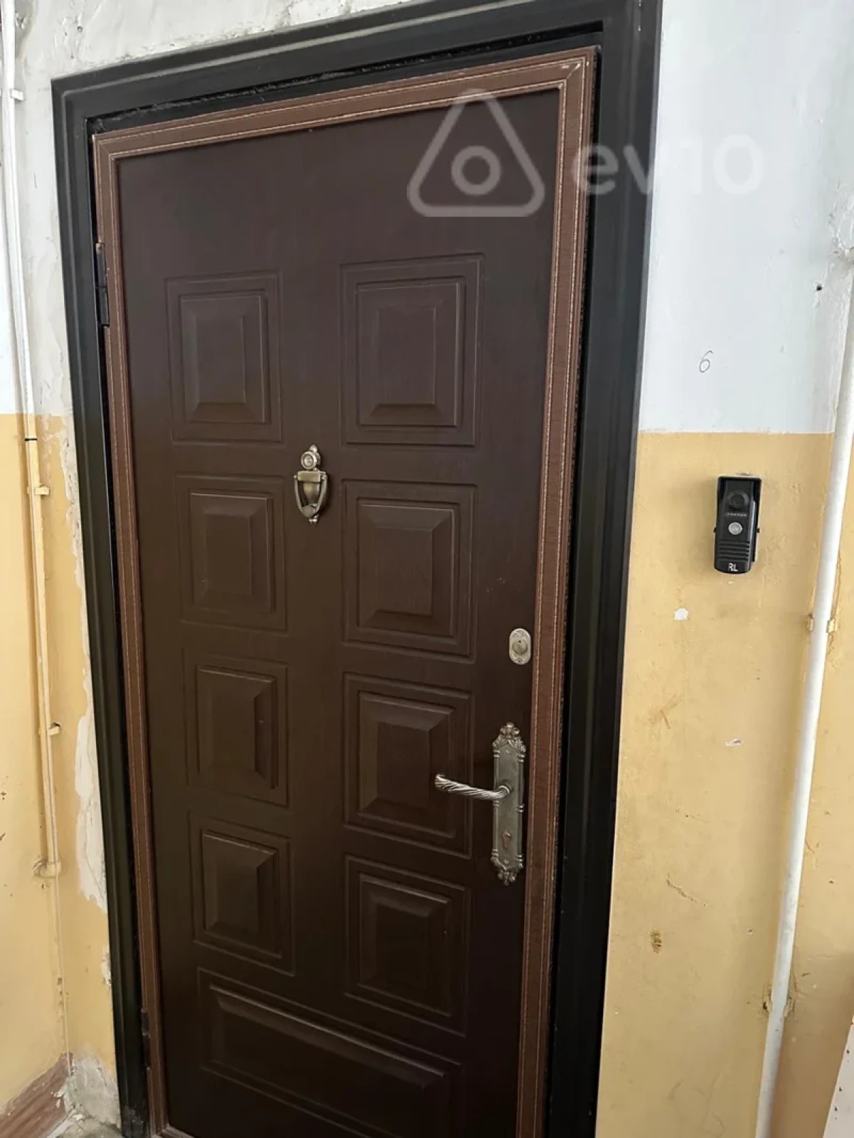 Kirayə verilir 3 otaqlı köhnə tikili 85 m²