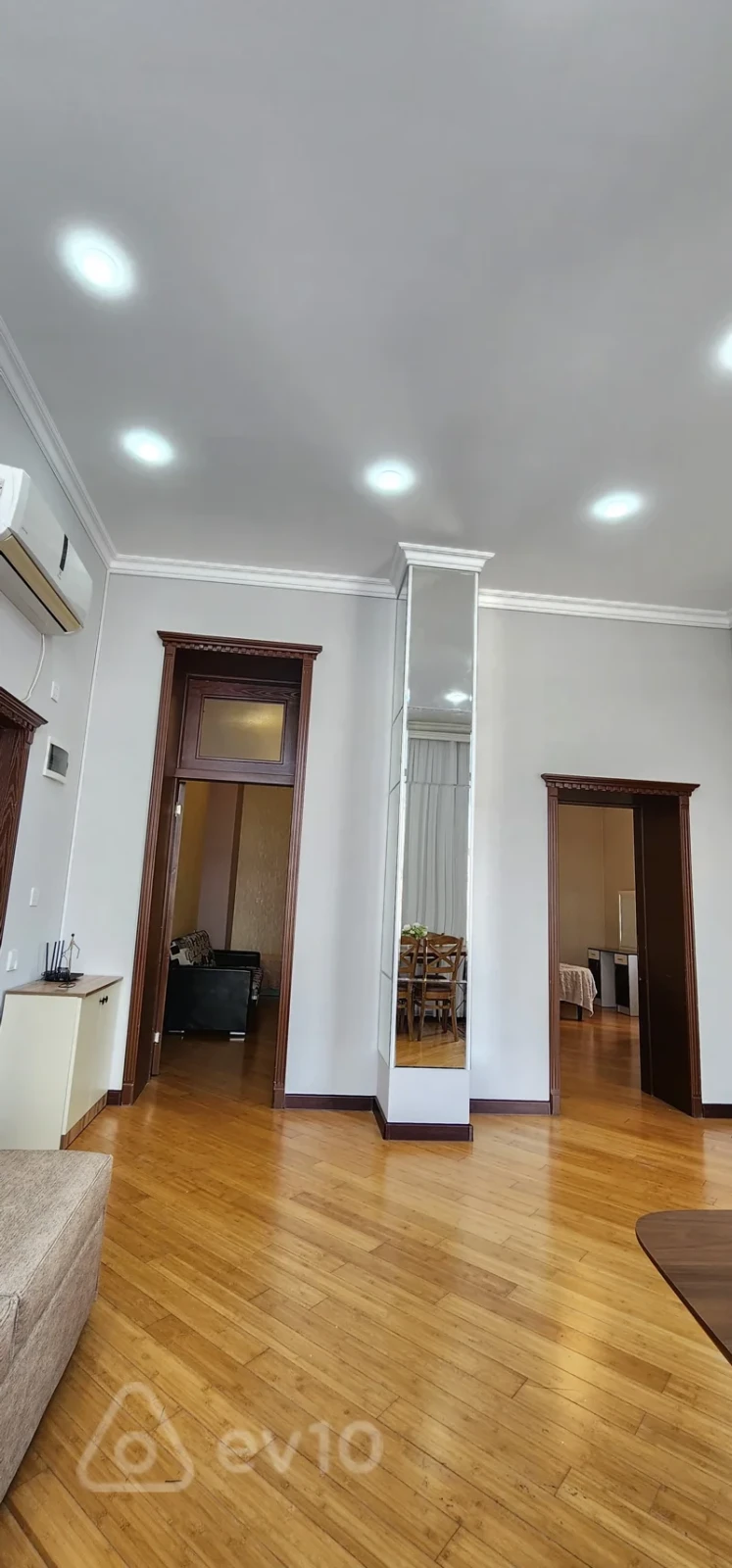 Kirayə verilir 3 otaqlı yeni tikili 80 m²