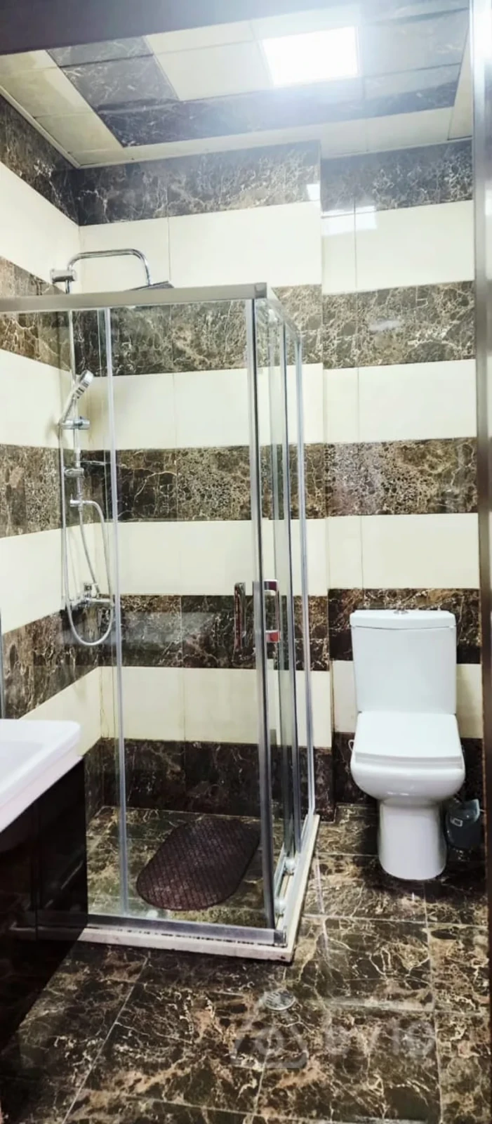 Kirayə verilir 3 otaqlı yeni tikili 80 m²