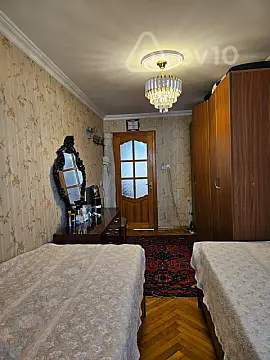 Kirayə verilir 2 otaqlı köhnə tikili 65 m²