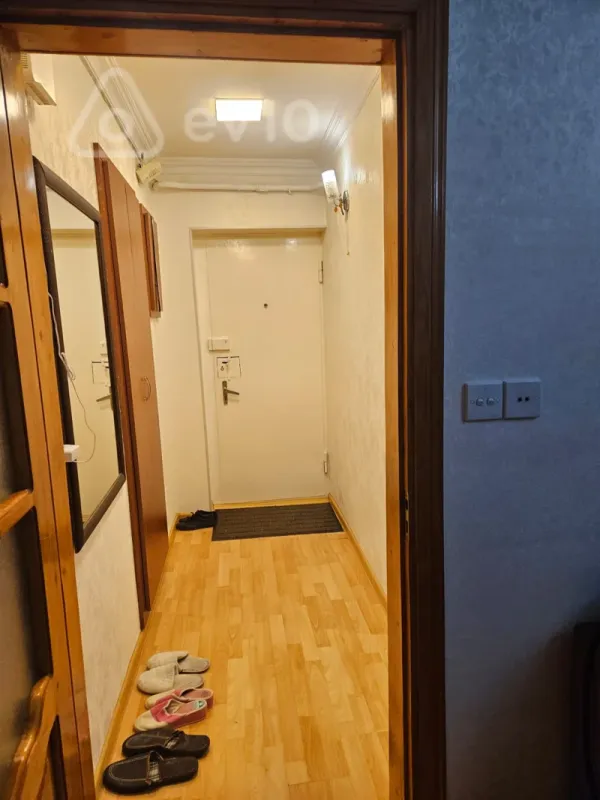 Kirayə verilir 2 otaqlı köhnə tikili 65 m²