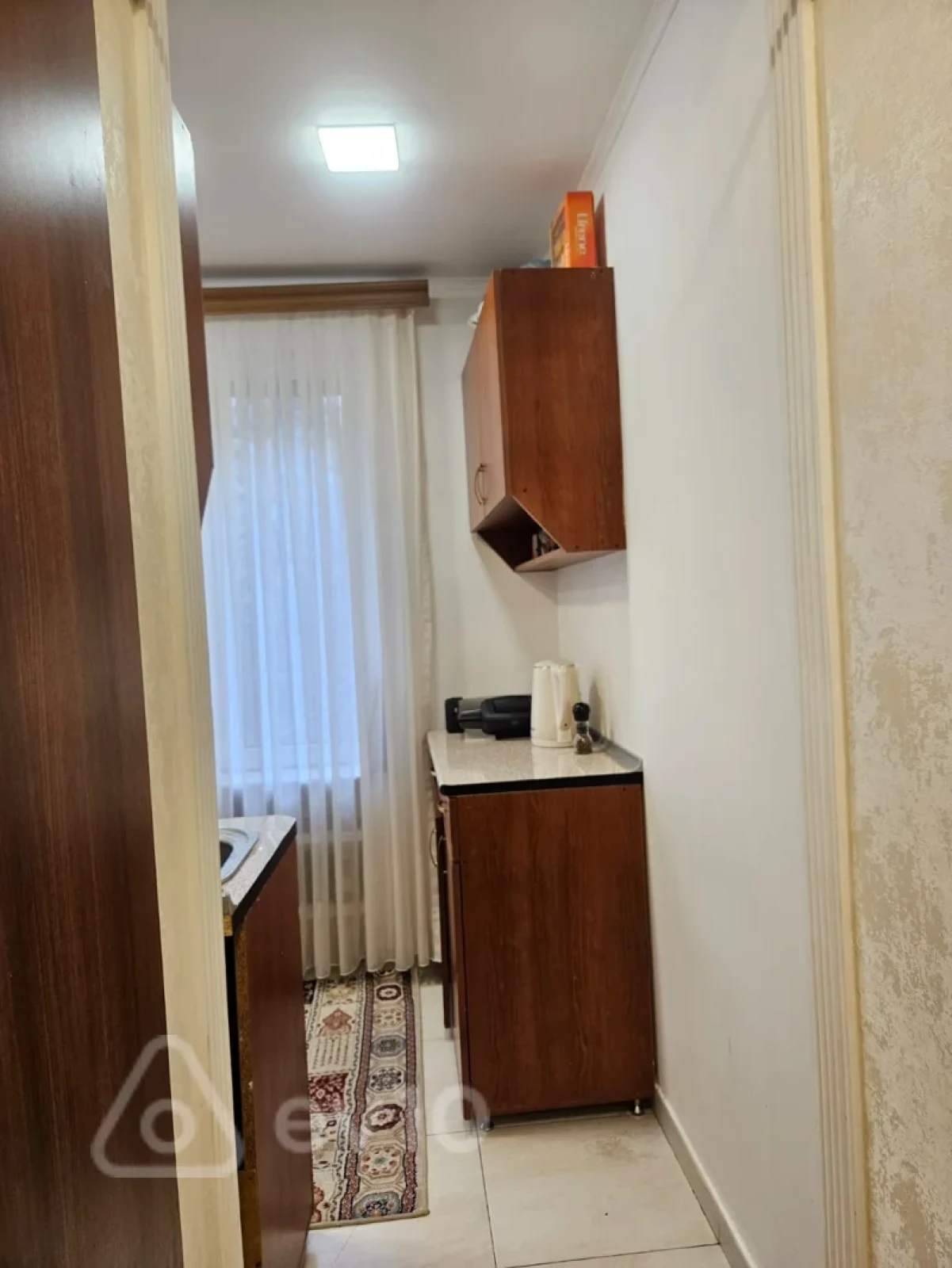 Kirayə verilir 2 otaqlı köhnə tikili 65 m²