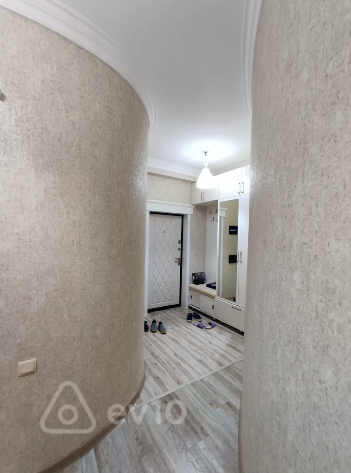 Kirayə verilir 3 otaqlı yeni tikili 100 m²