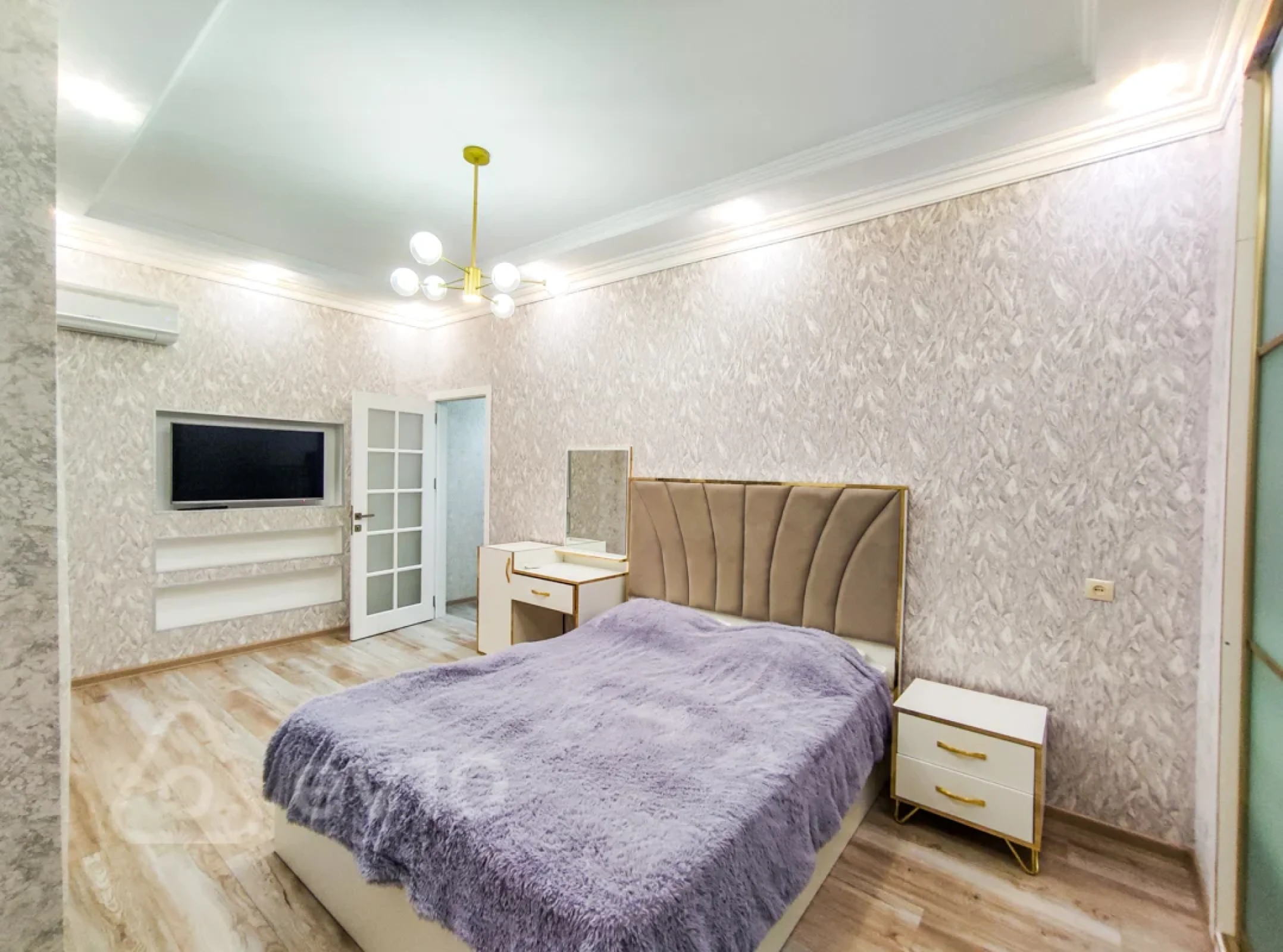 Kirayə verilir 3 otaqlı yeni tikili 100 m²