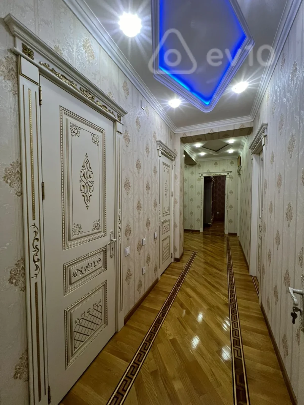 Kirayə verilir 3 otaqlı yeni tikili 120 m²