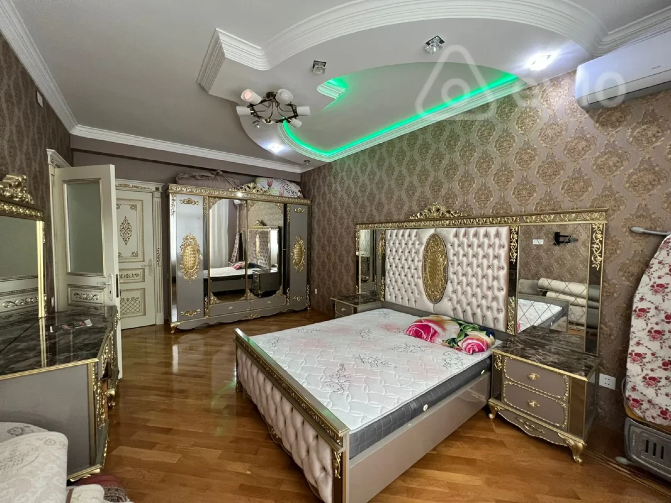 Kirayə verilir 3 otaqlı yeni tikili 120 m²