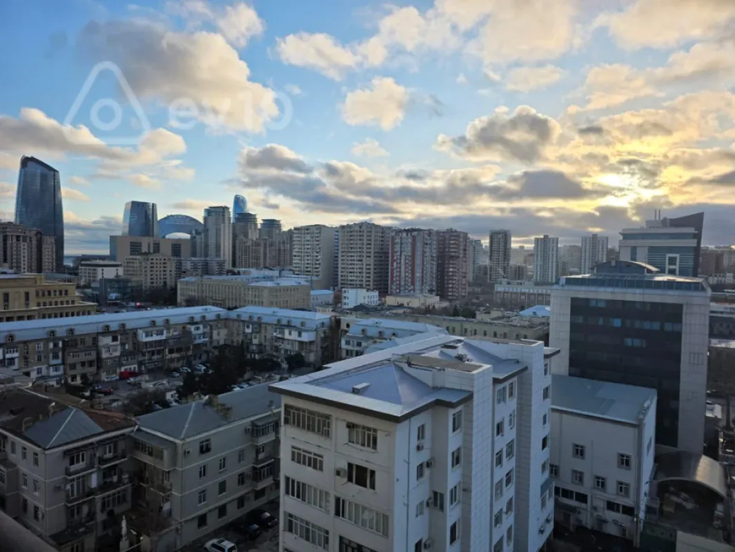 Kirayə verilir 2 otaqlı yeni tikili 80 m²