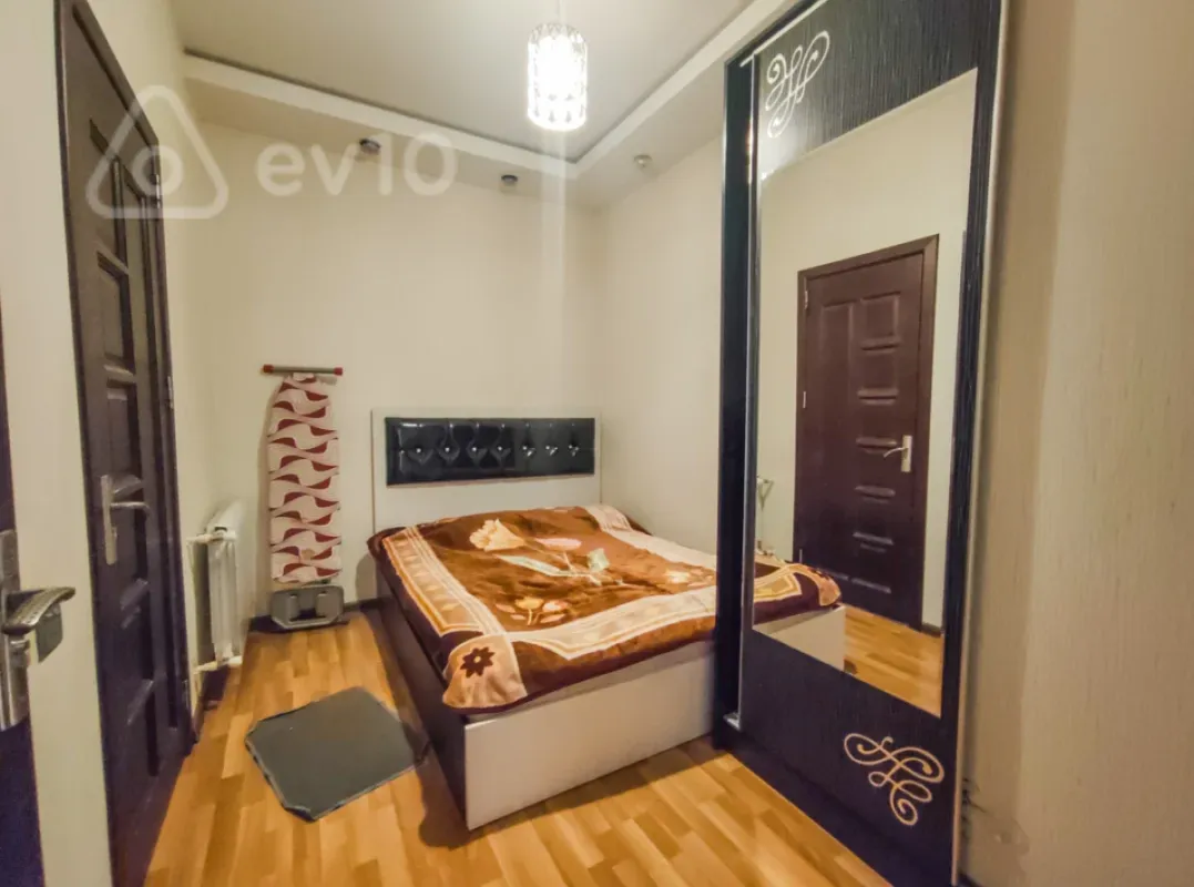 Kirayə verilir 2 otaqlı yeni tikili 70 m²