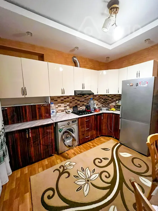 Kirayə verilir 2 otaqlı yeni tikili 70 m²