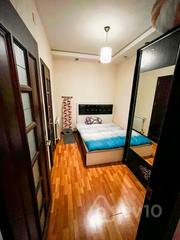 Kirayə verilir 2 otaqlı yeni tikili 70 m²