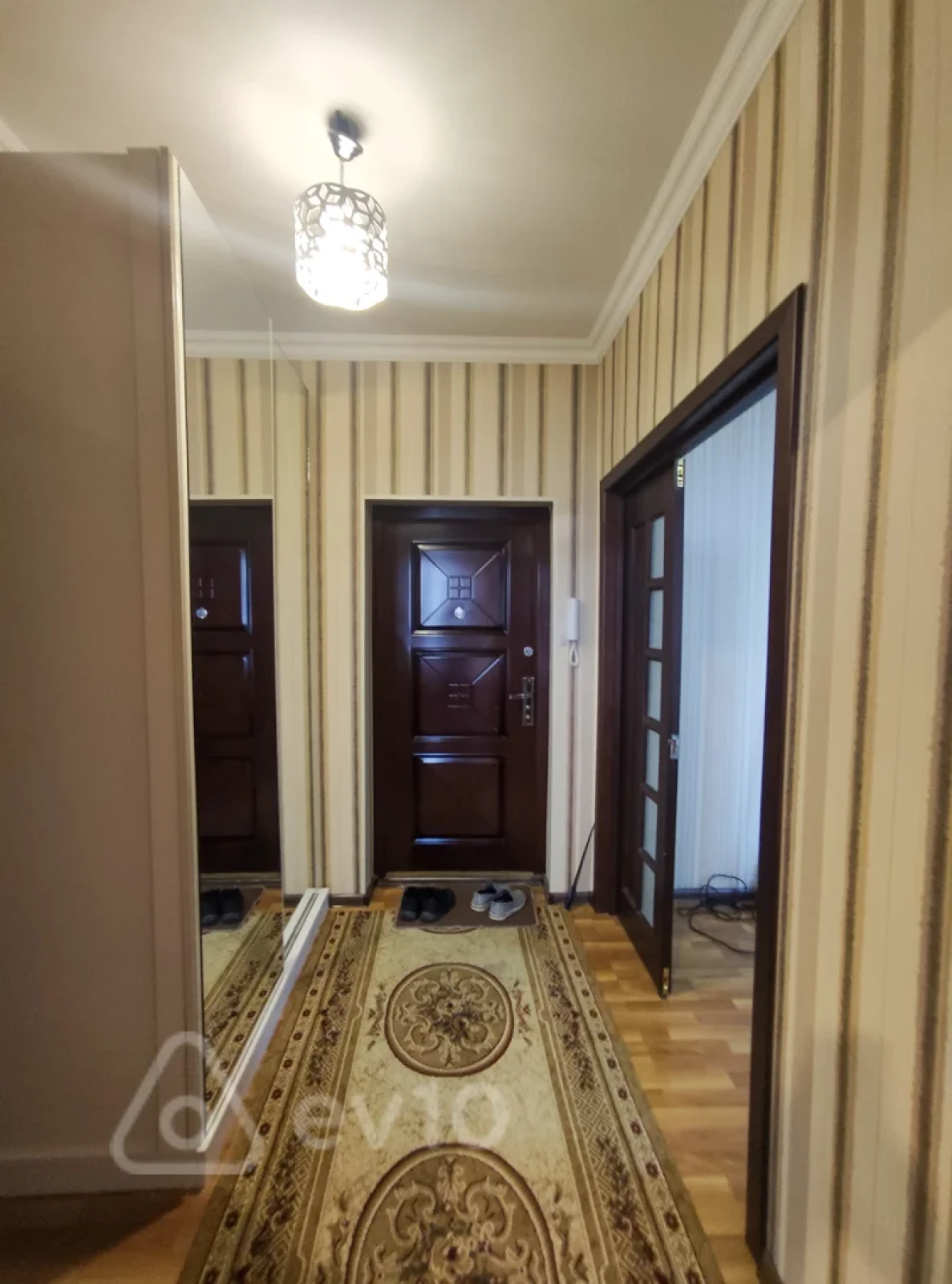 Kirayə verilir 2 otaqlı yeni tikili 70 m²