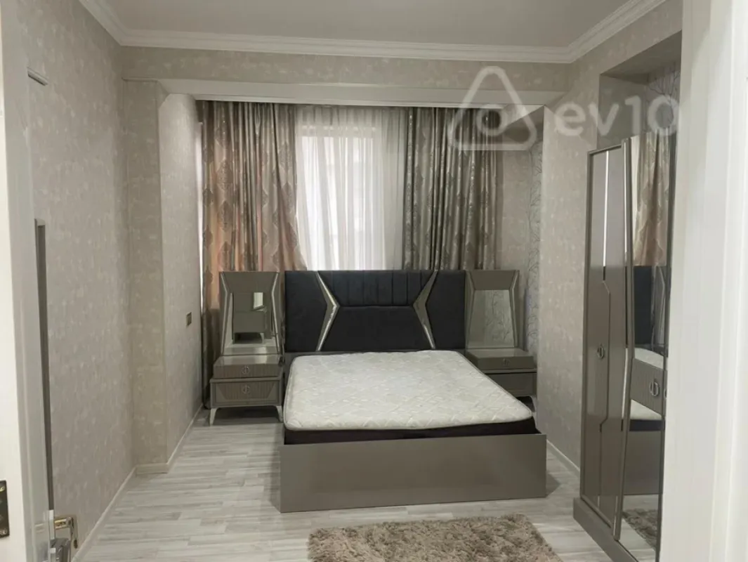 Kirayə verilir 3 otaqlı yeni tikili 110 m²