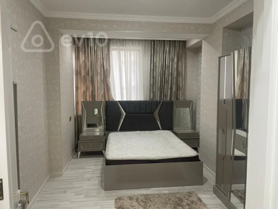 Kirayə verilir 3 otaqlı yeni tikili 110 m²