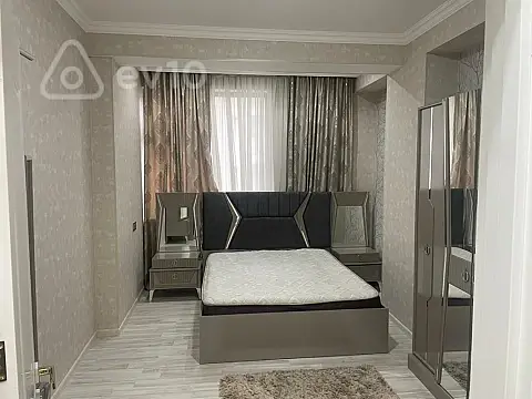 Kirayə verilir 3 otaqlı yeni tikili 110 m²