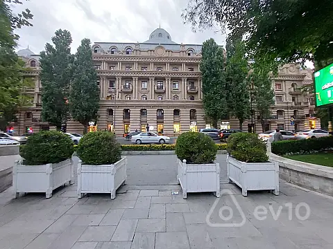 Kirayə verilir 3 otaqlı yeni tikili 858 m² — Bakı, Nəsimi 3 otaq 858.00 m²