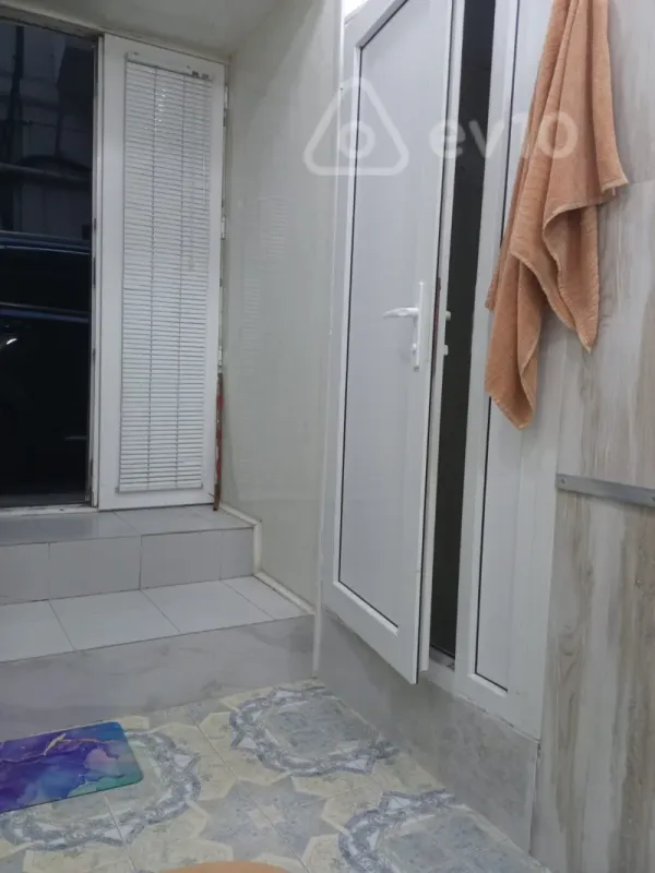 Kirayə verilir 1 otaqlı köhnə tikili 20 m²