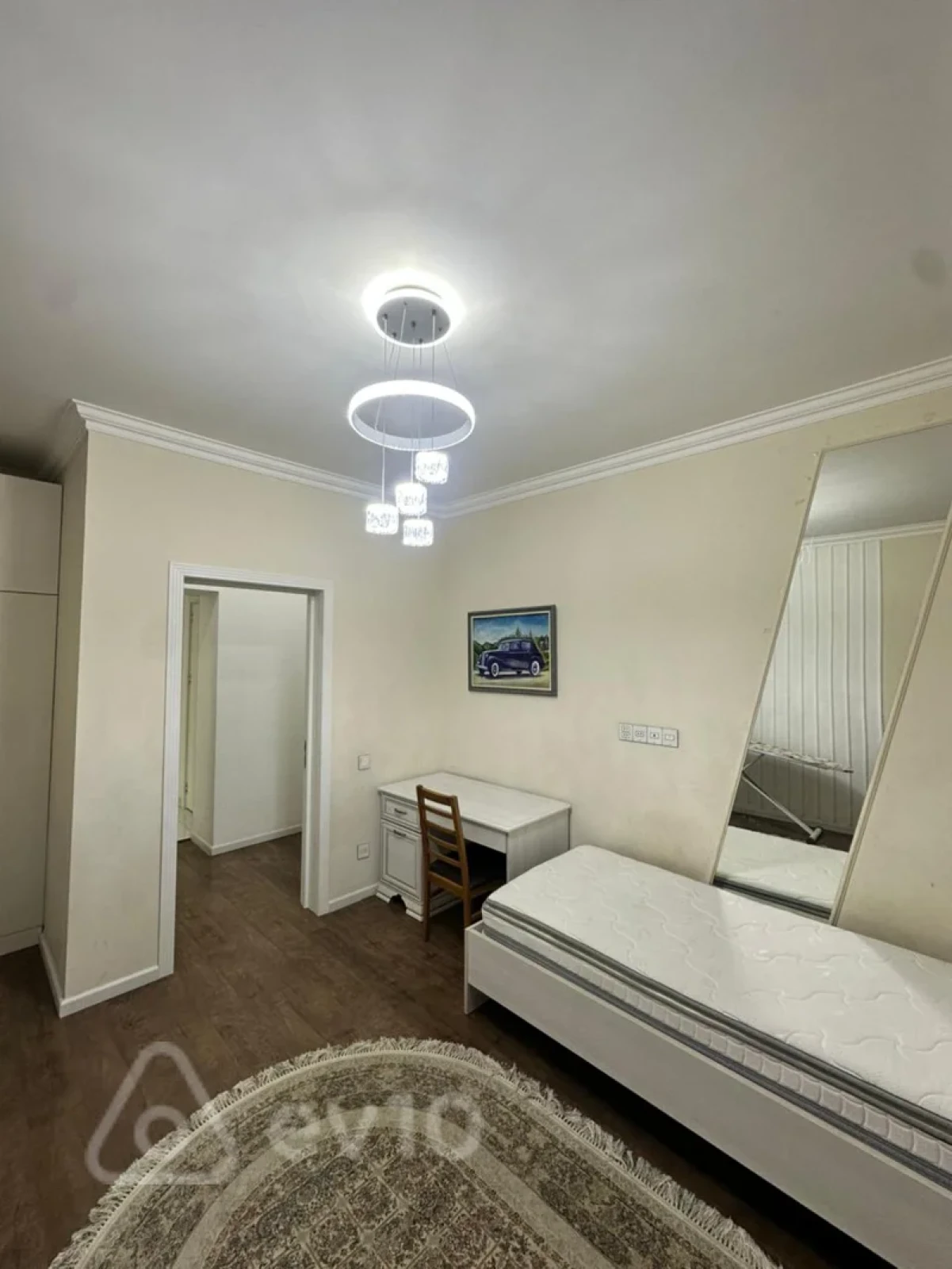 Kirayə verilir 3 otaqlı yeni tikili 85 m²