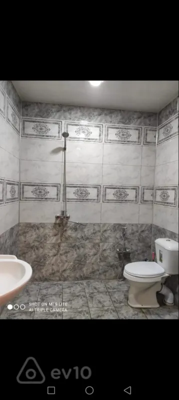 Kirayə verilir 2 otaqlı yeni tikili 75 m²