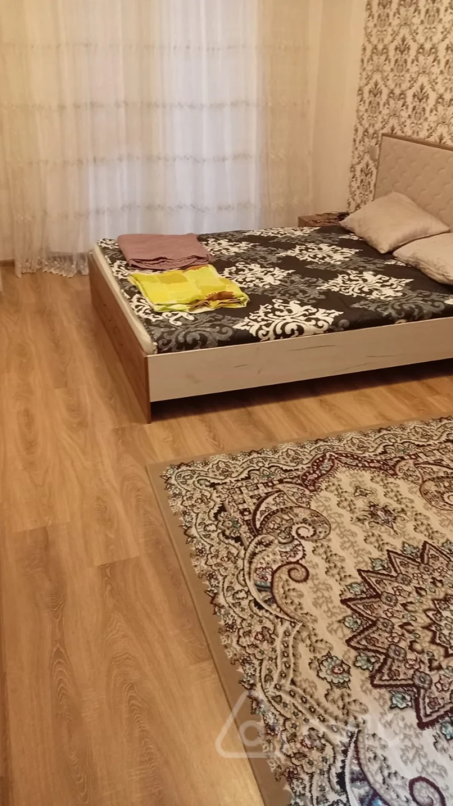 Kirayə verilir 2 otaqlı yeni tikili 75 m²