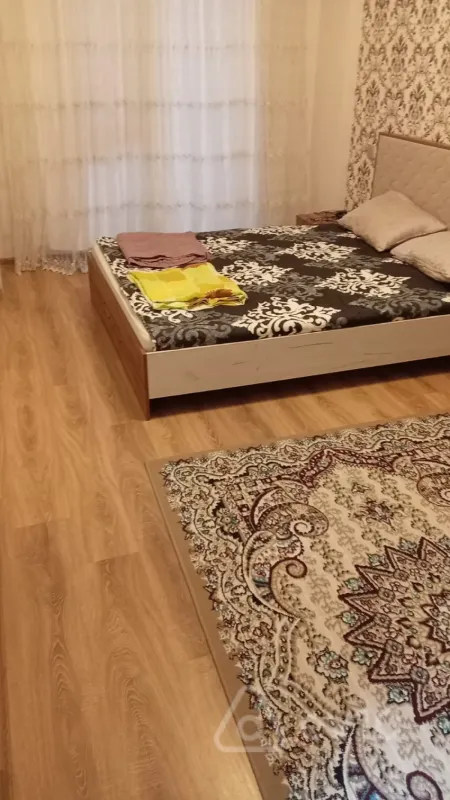 Kirayə verilir 2 otaqlı yeni tikili 75 m²