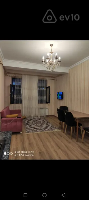 Kirayə verilir 2 otaqlı yeni tikili 75 m²