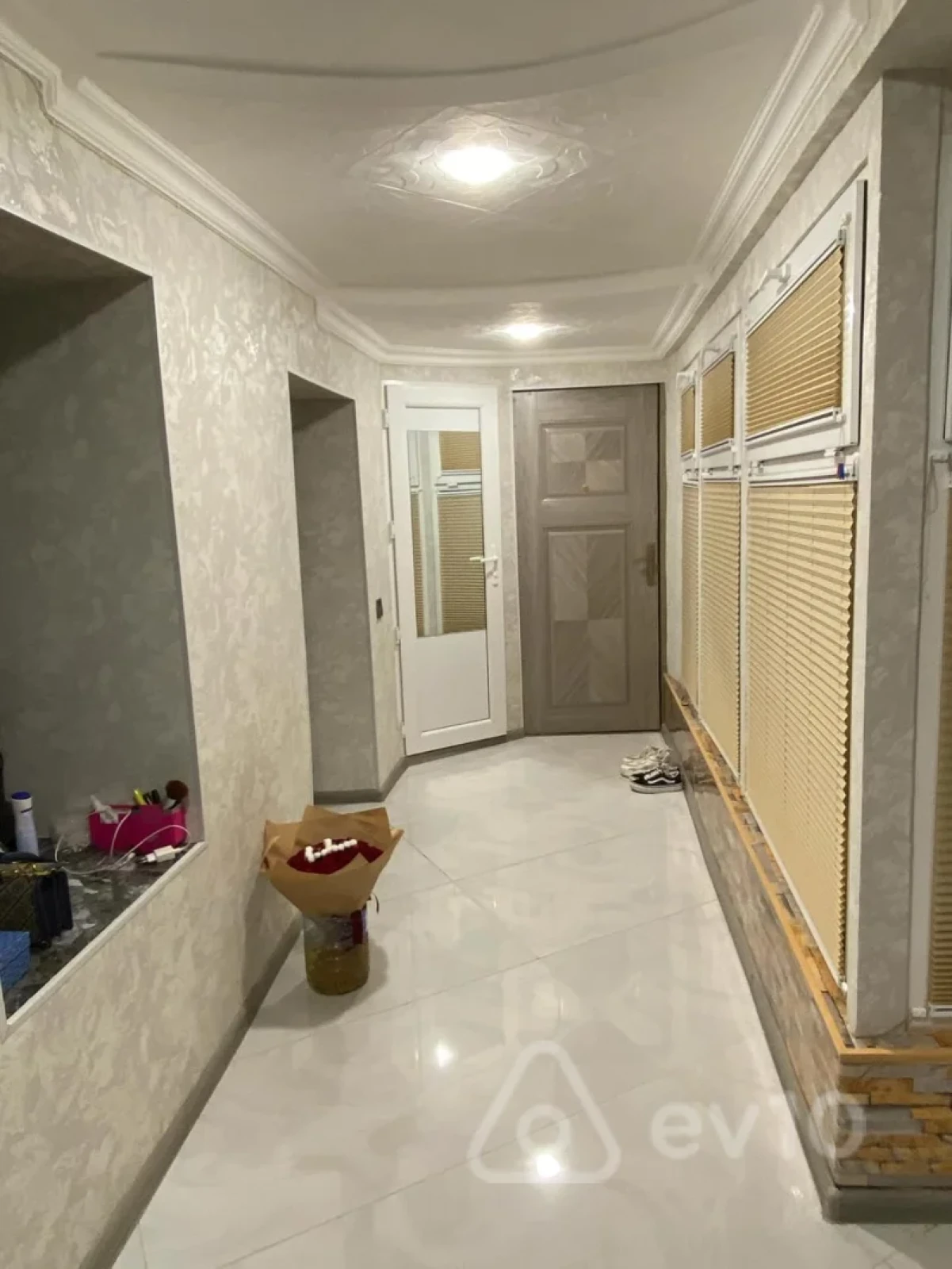 Kirayə verilir 2 otaqlı köhnə tikili 55 m²