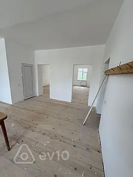 Kirayə verilir mənzil 800 m²