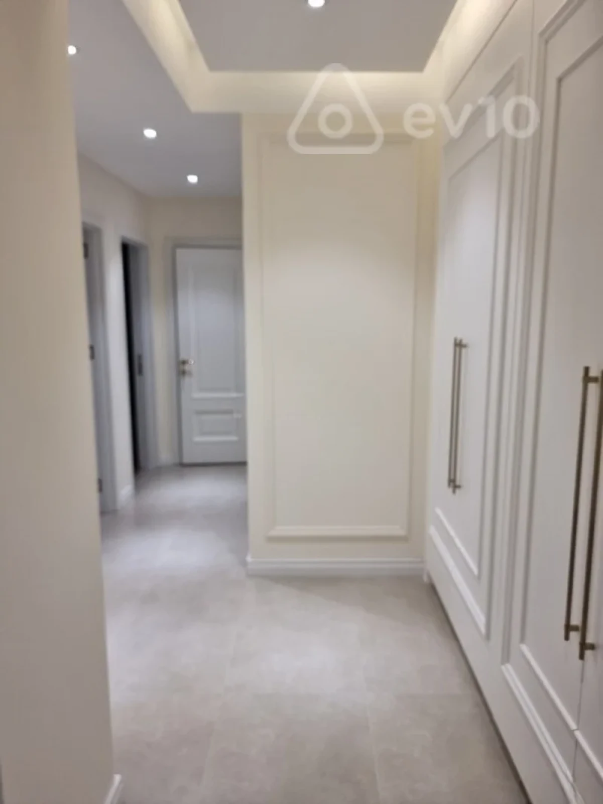Kirayə verilir 2 otaqlı yeni tikili 62 m²