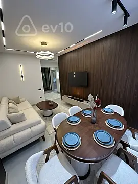 Kirayə verilir 2 otaqlı yeni tikili 75 m²