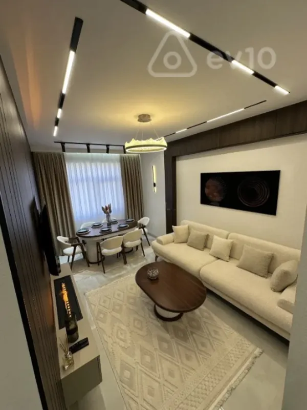 Kirayə verilir 2 otaqlı yeni tikili 75 m²