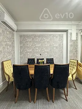 Kirayə verilir 2 otaqlı yeni tikili 70 m²