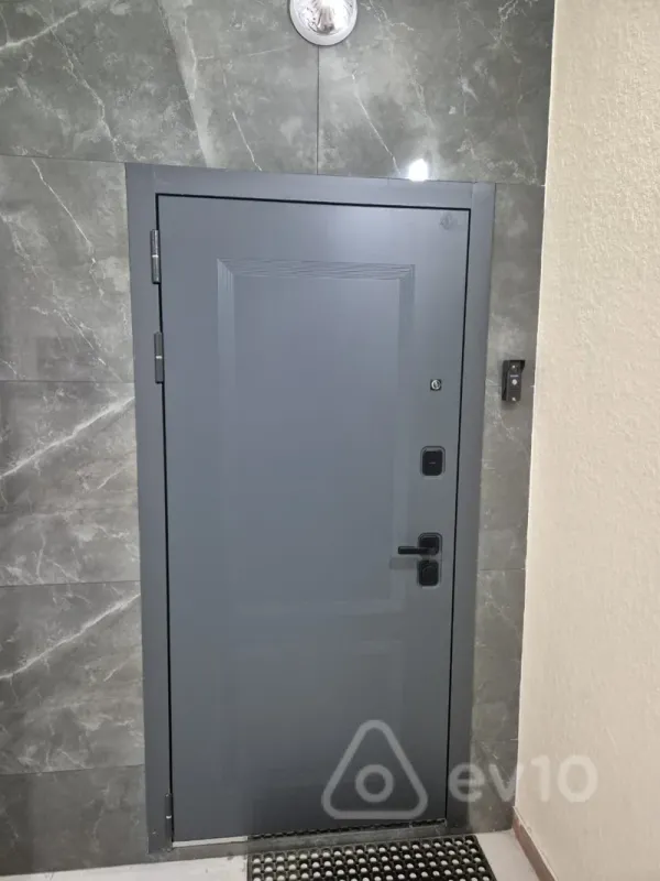 Kirayə verilir 3 otaqlı yeni tikili 156 m²