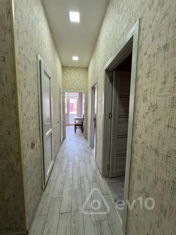 Kirayə verilir 2 otaqlı yeni tikili 60 m²