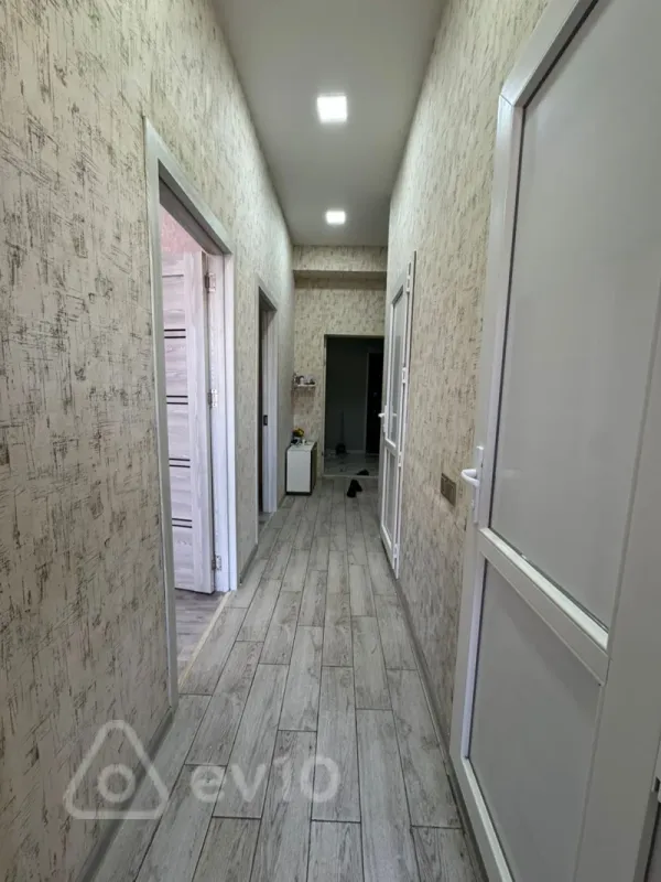 Kirayə verilir 2 otaqlı yeni tikili 60 m²