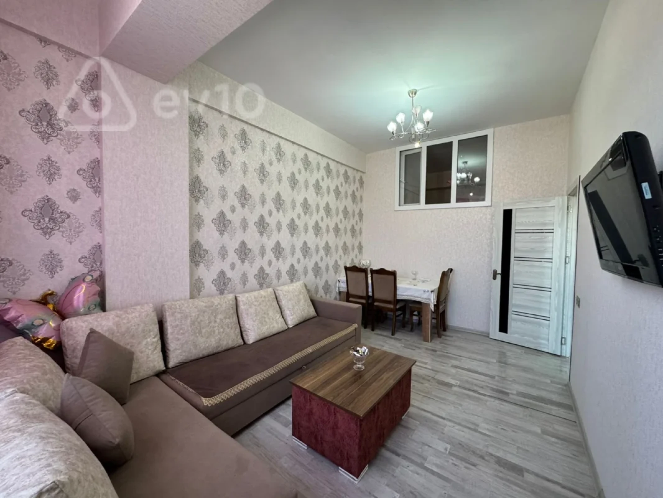 Kirayə verilir 2 otaqlı yeni tikili 60 m²