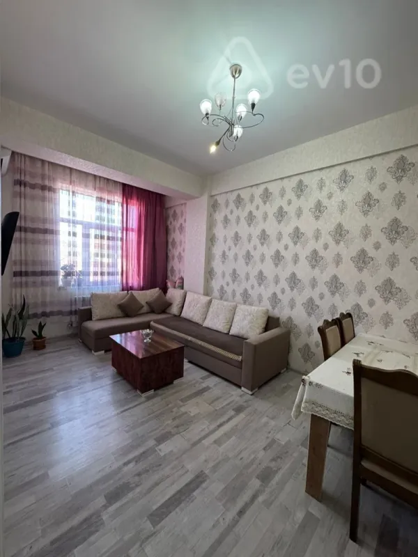 Kirayə verilir 2 otaqlı yeni tikili 60 m²