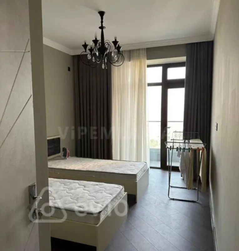 Kirayə verilir 3 otaqlı yeni tikili 110 m²