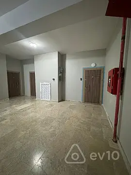 Kirayə verilir 2 otaqlı yeni tikili 70 m²