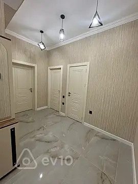 Kirayə verilir 2 otaqlı yeni tikili 70 m²