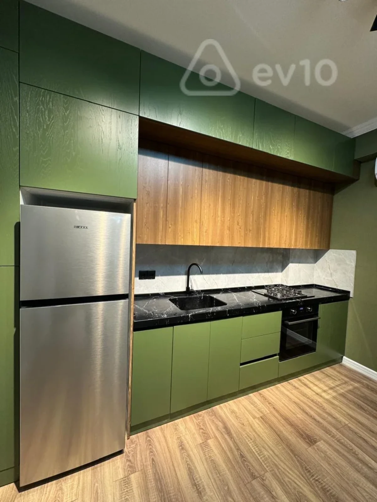 Kirayə verilir 2 otaqlı yeni tikili 70 m²