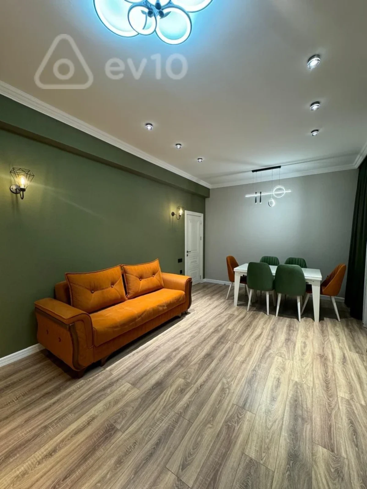 Kirayə verilir 2 otaqlı yeni tikili 70 m²