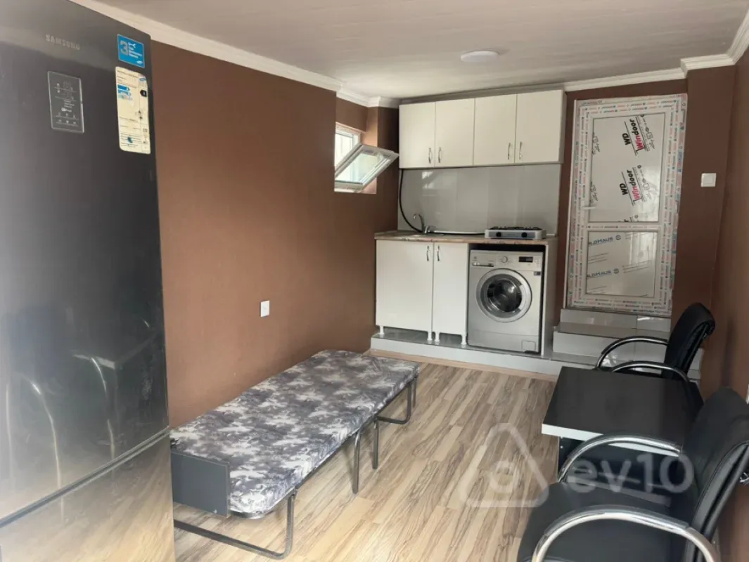 Kirayə verilir 1 otaqlı həyət evi 20 m²