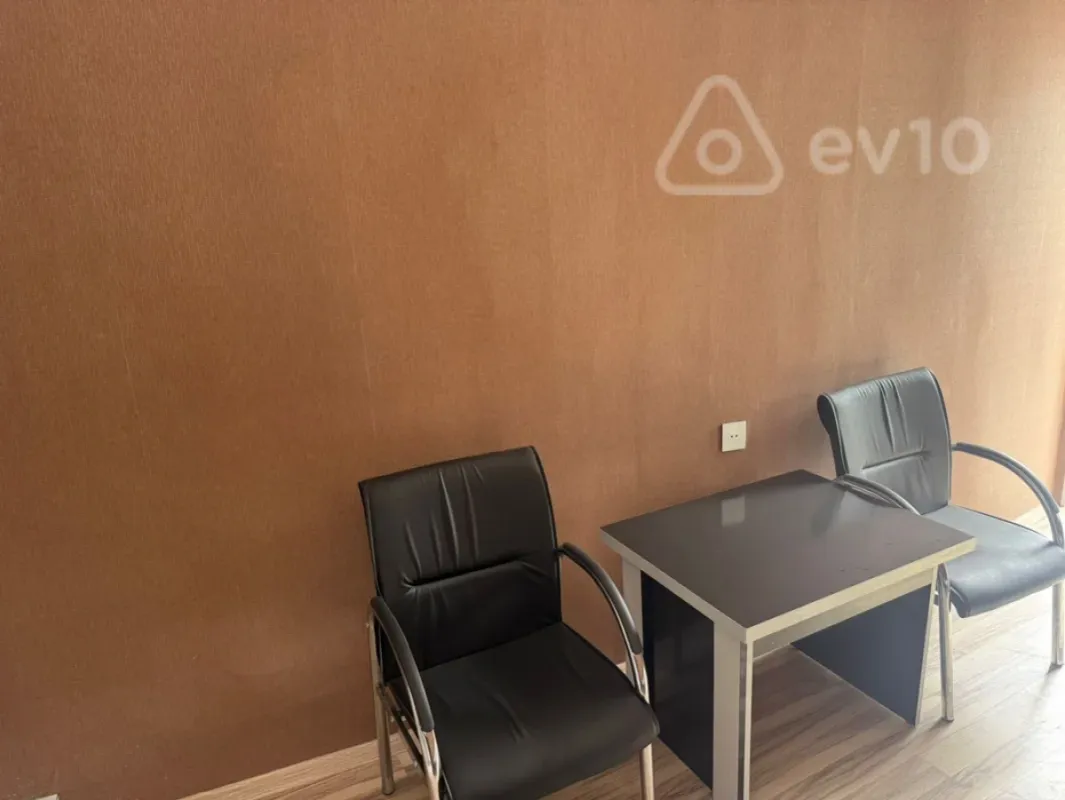 Kirayə verilir 1 otaqlı həyət evi 20 m²