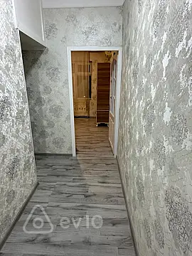 Kirayə verilir 3 otaqlı köhnə tikili 40 m²
