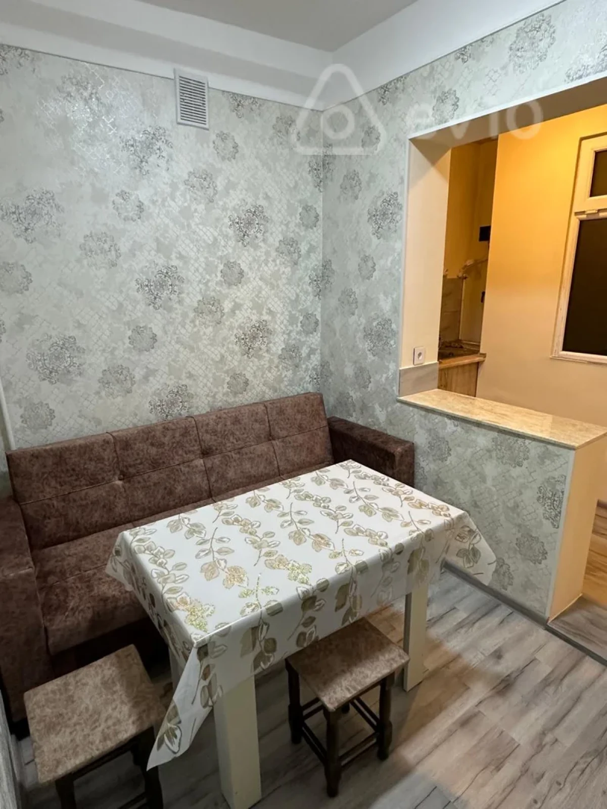 Kirayə verilir 3 otaqlı köhnə tikili 40 m²
