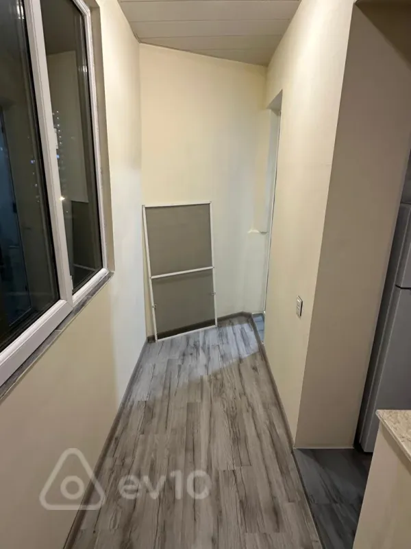 Kirayə verilir 3 otaqlı köhnə tikili 40 m²