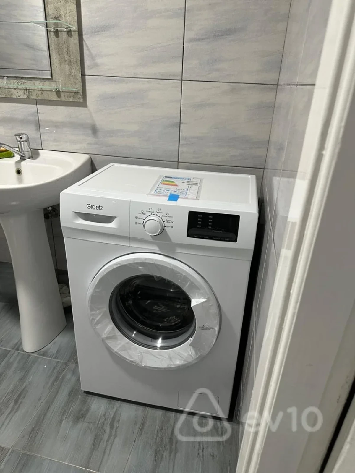 Kirayə verilir 3 otaqlı köhnə tikili 40 m²