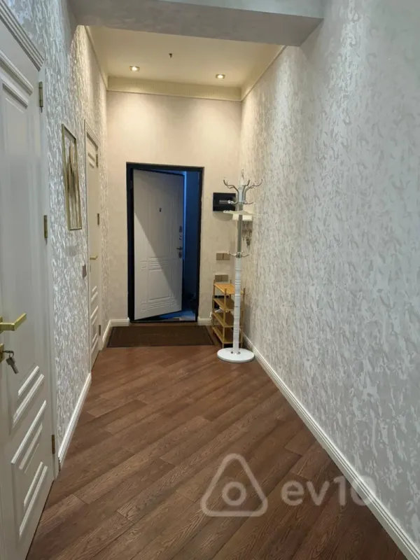 Kirayə verilir 3 otaqlı yeni tikili 110 m²