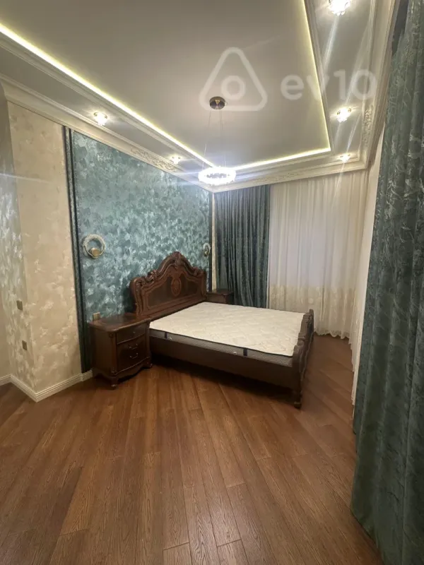 Kirayə verilir 3 otaqlı yeni tikili 110 m²